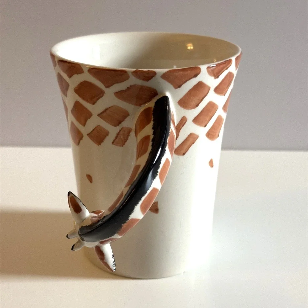Pier One Giraffe Mug Hand Painted Stoneware‎ Cup 3D Design Unique Animal Lover